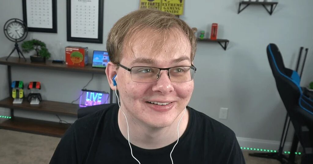 callmecarson age