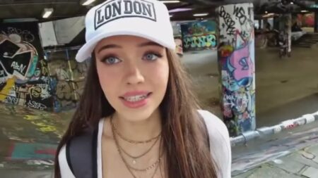 Lydia Violet Age, Biography, Net Worth, Career, Personal Life, and More