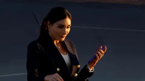 laura loomer age