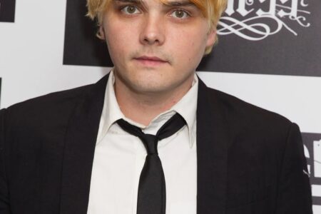 Gerard Way Wife: Biography, Marriage, Family Life, Career, and Complete