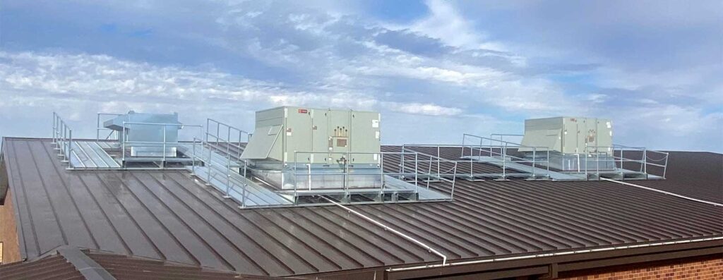 The Benefits of Aluminium Walkway Systems for Roof Safety