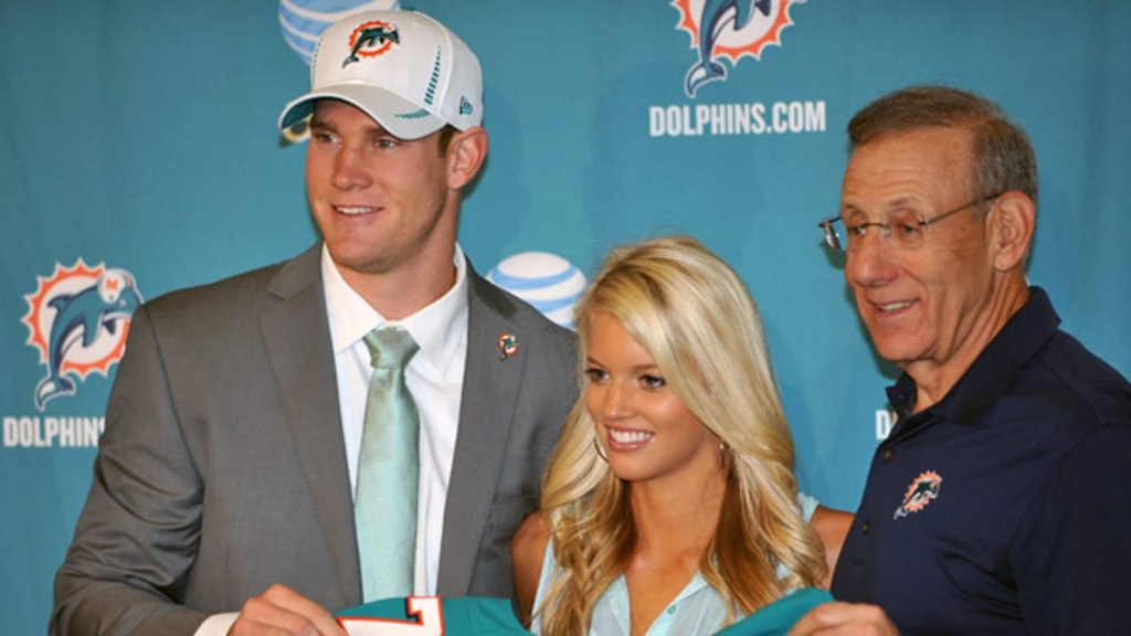 ryan tannehill wife