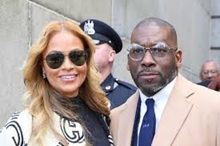 jamal bryant wife