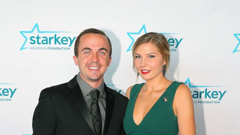 frankie muniz wife
