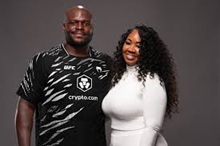 derrick lewis wife