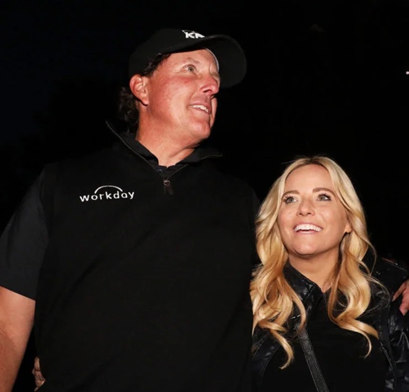 phil mickelson wife