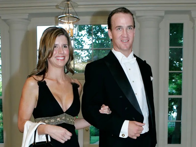 Peyton Manning Wife: Everything You Need to Know About Ashley Manning’s Life, Career, and Family peyton manning wife