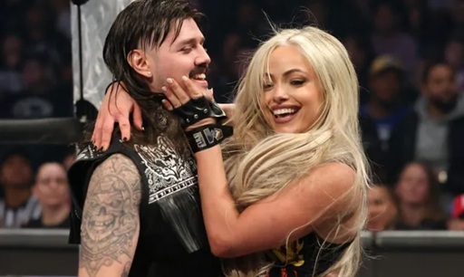 dominik mysterio wife